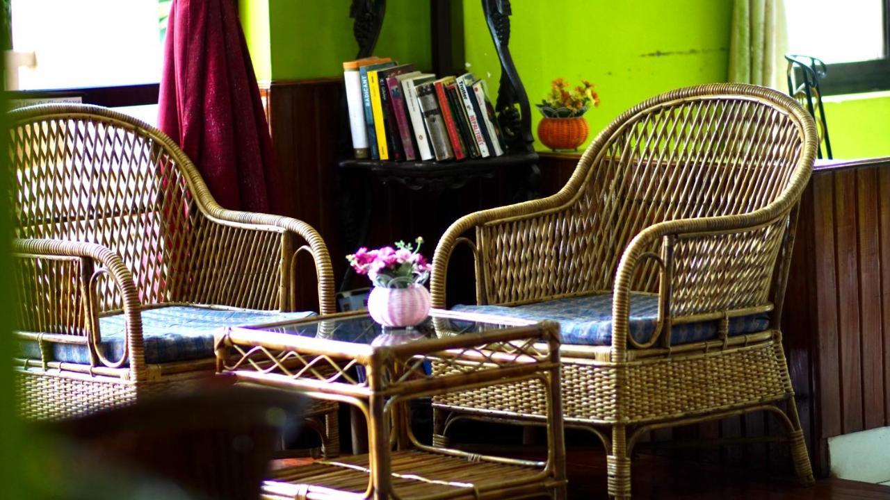 Monkey Bunky-3Monkeys Backpacker'S Hostel Kathmandu Esterno foto