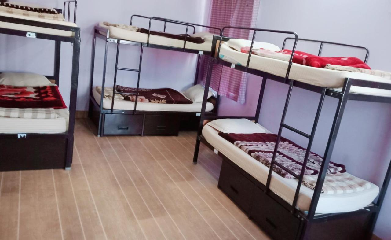 Monkey Bunky-3Monkeys Backpacker'S Hostel Kathmandu Esterno foto