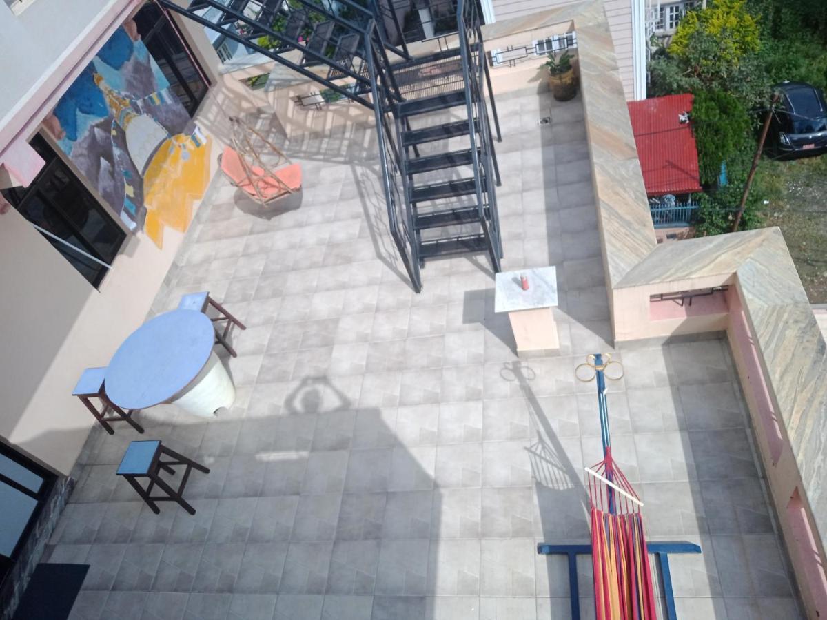 Monkey Bunky-3Monkeys Backpacker'S Hostel Kathmandu Esterno foto